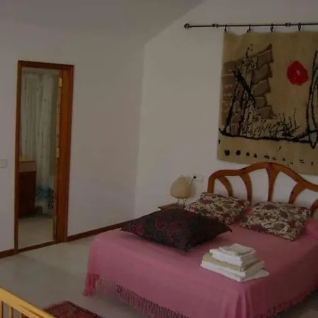 Sleeps 8 Pool Wifi Apartment *